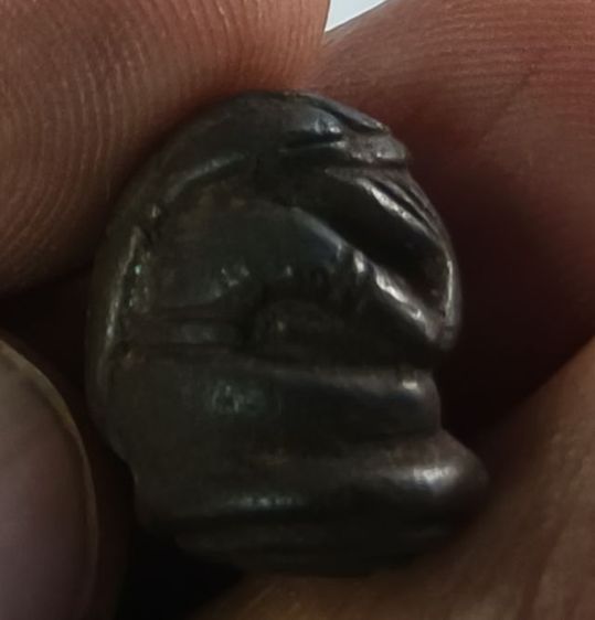 พระปิดตาพังพระกาฬพิมพ์จิ๋ว (กระสุนพังพระกาฬ)
 ตอกโค้ด พิธีเขาคา ปี 2544  รูปที่ 2