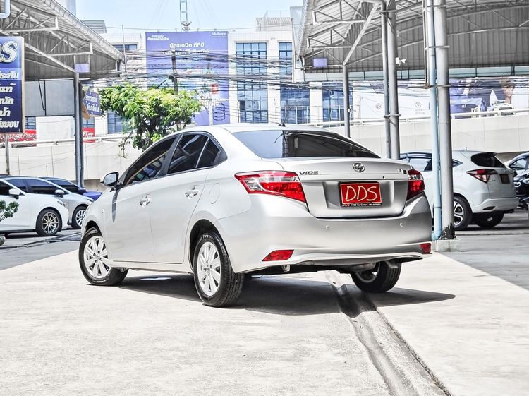 Toyota Vios 2013 1.5 E Sedan เบนซิน เกียร์อัตโนมัติ เทา รูปที่ 3