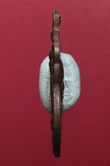 พระเหรียญหลวงพ่อทวดสวยๆค่ะเก่าค่ะ รูปที่ 4