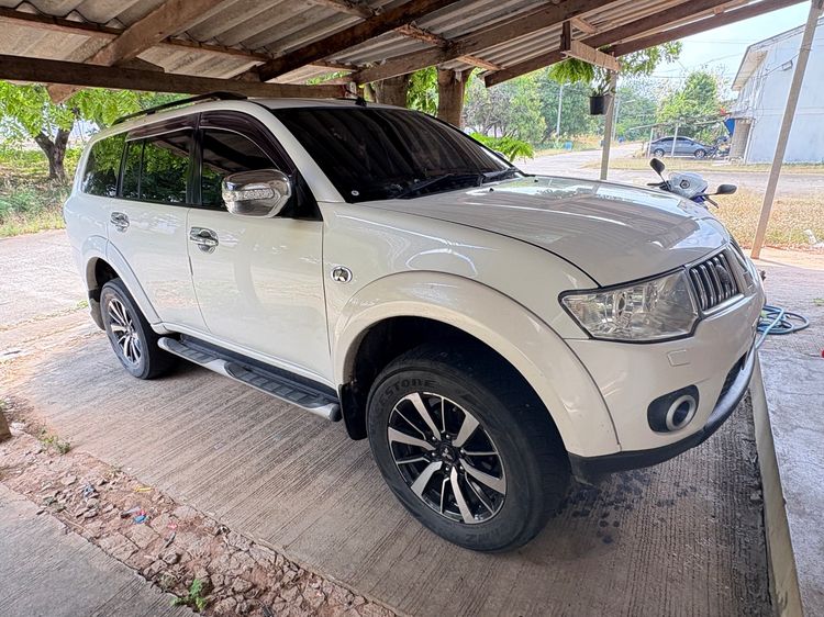 Mitsubishi Pajero Sport 2011 2.5 GT ดีเซล ไม่ติดแก๊ส เกียร์อัตโนมัติ ขาว รูปที่ 2
