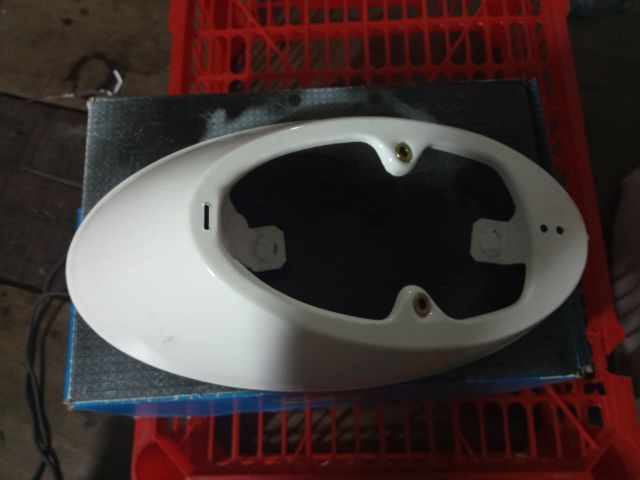 โครงไฟเลี้ยวติดบังโคลนหน้าข้างซ้ายข้างขวา. รถโฟล์คเต่า