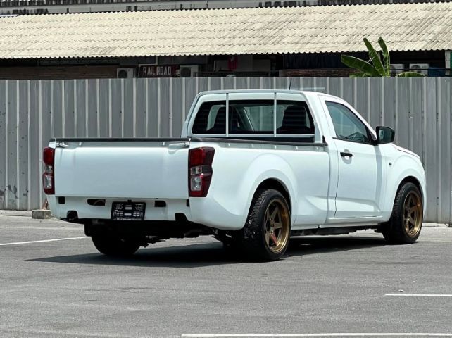 Isuzu D-MAX 2020 1.9 B Pickup ดีเซล ไม่ติดแก๊ส เกียร์ธรรมดา ขาว รูปที่ 4
