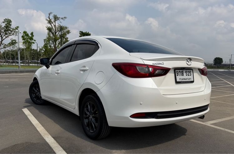 Mazda Mazda 2 2020 1.3 Skyactiv-G S Leather Sedan Sedan เบนซิน ไม่ติดแก๊ส เกียร์อัตโนมัติ ขาว รูปที่ 2