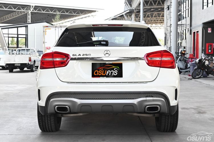 Mercedes-Benz GLA-Class 2017 GLA250 Utility-car เบนซิน ไม่ติดแก๊ส เกียร์อัตโนมัติ ขาว รูปที่ 4
