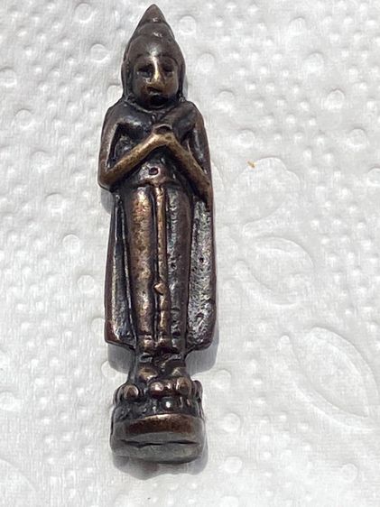 พระประจำวัน หลวงปู่ใจ วัดเสด็จ