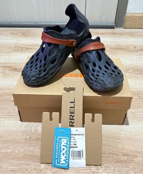 รองเท้าใส่เดินเทล Merrell  size 7 มือ2 ของแท้ 