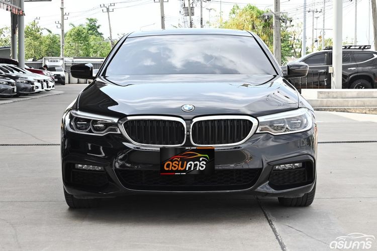 BMW Series 5 2021 530e Sedan ปลั๊กอินไฮบริด (PHEV) ไม่ติดแก๊ส เกียร์อัตโนมัติ ดำ รูปที่ 2