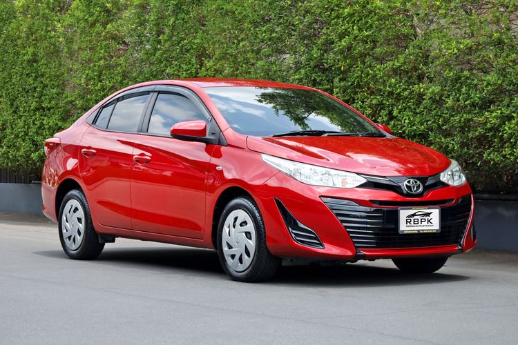 Toyota Yaris ATIV 2020 1.2 Entry Sedan เบนซิน ไม่ติดแก๊ส เกียร์อัตโนมัติ แดง รูปที่ 4