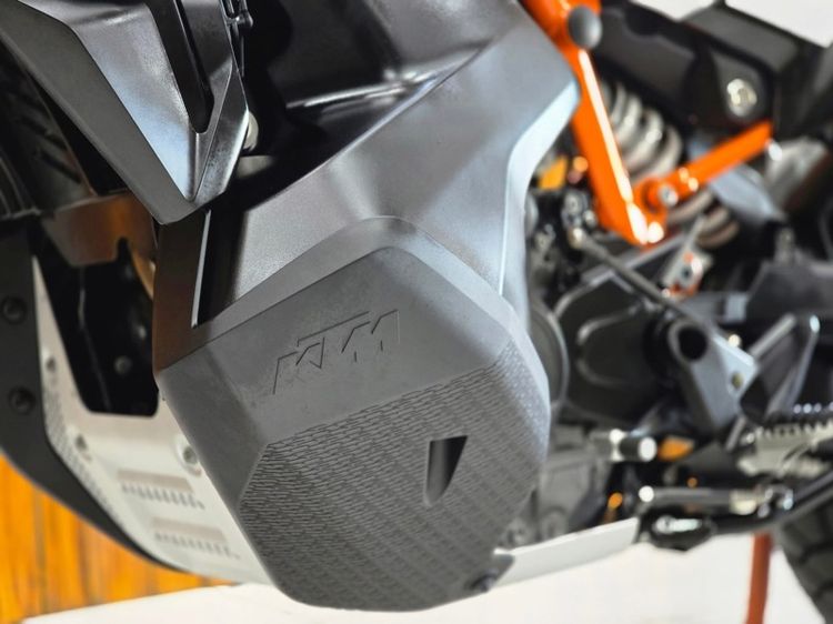 มอไซค์KTM DUK 790 Adventure รูปที่ 12