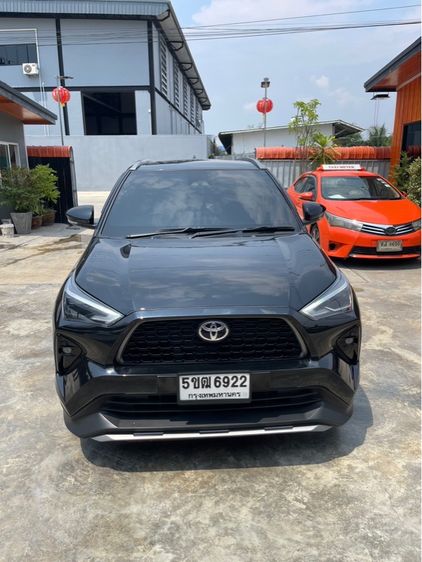 รถ Toyota Yaris Cross 1.5 HEV Premium สี ดำ