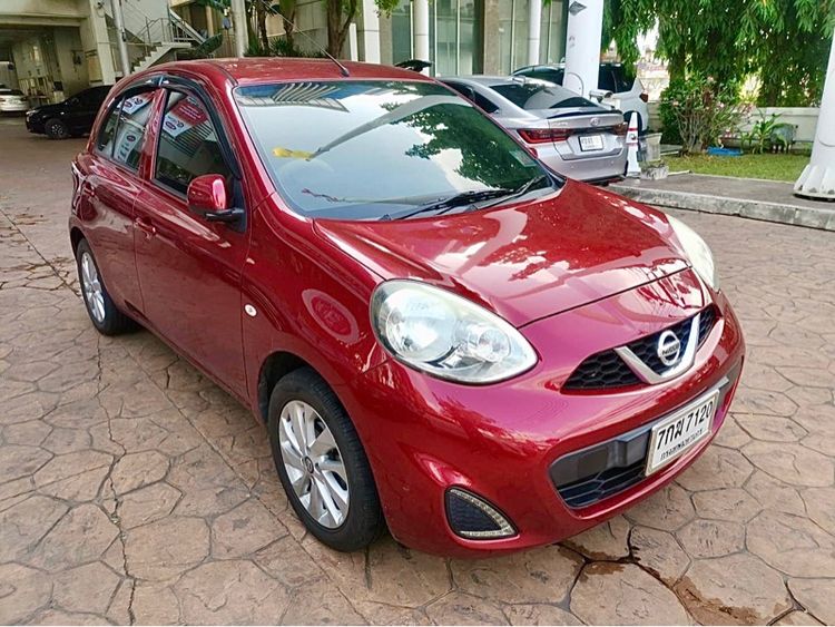 รถ Nissan March 1.2 E สี แดง
