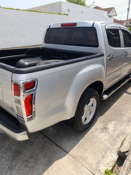 Isuzu D-MAX 2012 2.5 Hi-Lander X-Series Z Pickup ดีเซล เกียร์ธรรมดา บรอนซ์เงิน รูปที่ 3