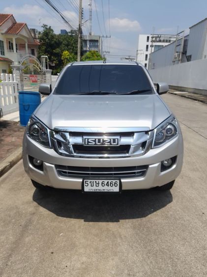 รถ Isuzu D-MAX 2.5 Hi-Lander X-Series Z สี บรอนซ์เงิน