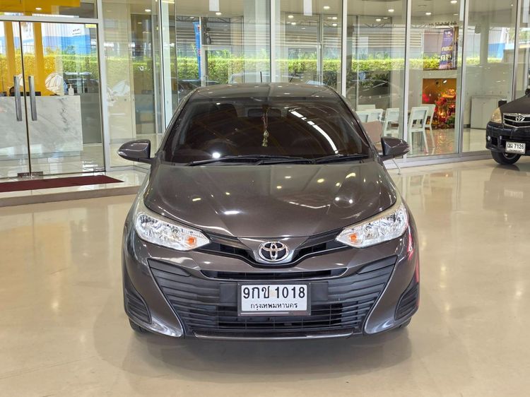 Toyota Yaris ATIV 2019 1.2 E Sedan เบนซิน ไม่ติดแก๊ส เกียร์อัตโนมัติ เทา รูปที่ 2