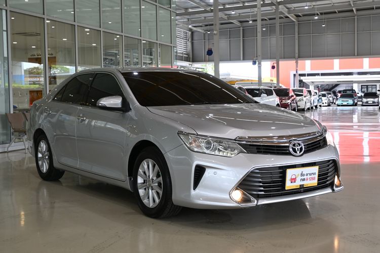 Toyota Camry 2015 2.0 G Sedan เบนซิน ไม่ติดแก๊ส เกียร์อัตโนมัติ บรอนซ์เงิน รูปที่ 3