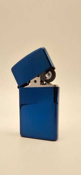 ไฟแช็คซิปโป้สลิม ตัวเล็ก เงาๆ สีฟ้าพลอยไพลิน  รูปที่ 4