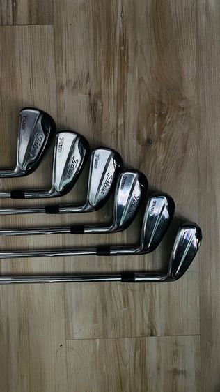 Titleist T-MB 718
