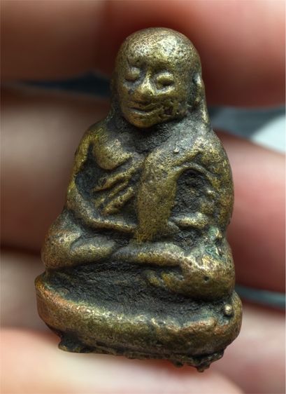 หลวงพ่อเงิน รูปหล่อ พิมพ์ขี้ตา โลหะเนื้อหาล่ำๆ รูปที่ 4