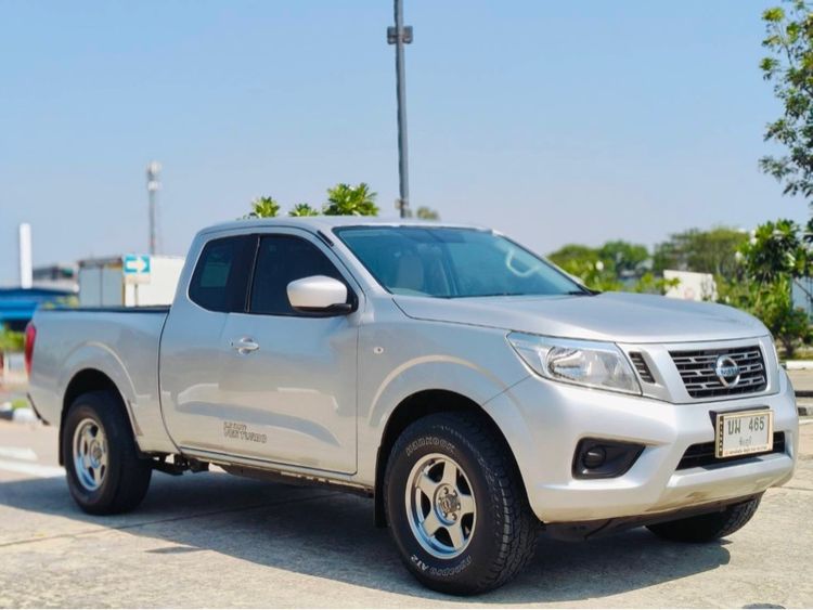 Nissan NP300-NAVARA 2015 2.5 E Pickup ดีเซล ไม่ติดแก๊ส เกียร์ธรรมดา เทา รูปที่ 2