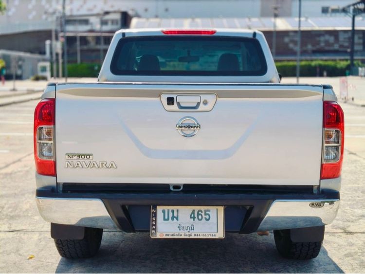 Nissan NP300-NAVARA 2015 2.5 E Pickup ดีเซล ไม่ติดแก๊ส เกียร์ธรรมดา เทา รูปที่ 4