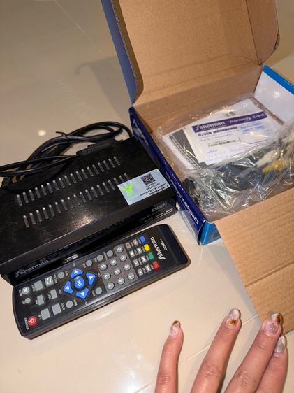 กล่องทีวีดิจิตอล DVB-T2 ขายทั้งหมด 8 ชุด