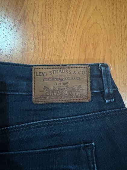 กางเกงยีนส์ มือ 2  levi's ผู้หญิง ของแท้ทุกตัว เจ้าของขายเอง รูปที่ 8