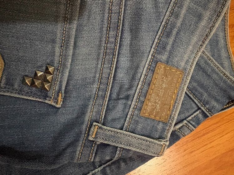 กางเกงยีนส์ มือ 2  levi's ผู้หญิง ของแท้ทุกตัว เจ้าของขายเอง รูปที่ 5