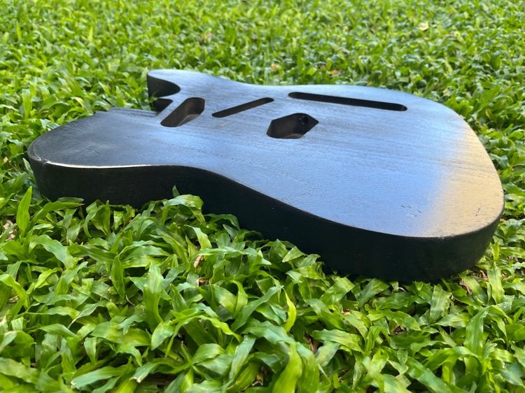 บอดี้กีต้าร์ไฟฟ้า Telecaster TL-T02 ยังทำสีไม่เสร็จ รูปที่ 6