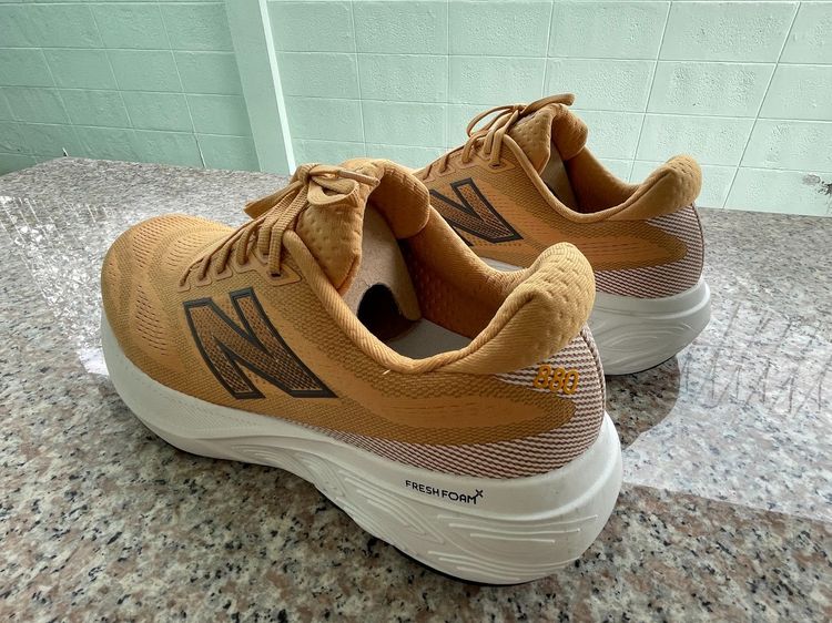 ขาย NEW Balance 880 V.15  สีเหลืองมัสตาร์ดของแท้ ขนาด12 US 2E รูปที่ 3