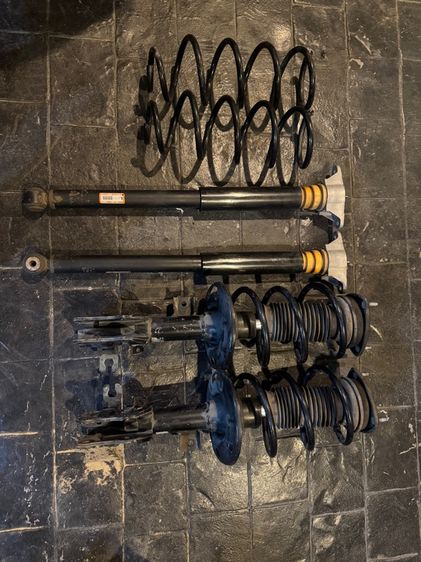 โช้ค Mazda3 sky  รูปที่ 2