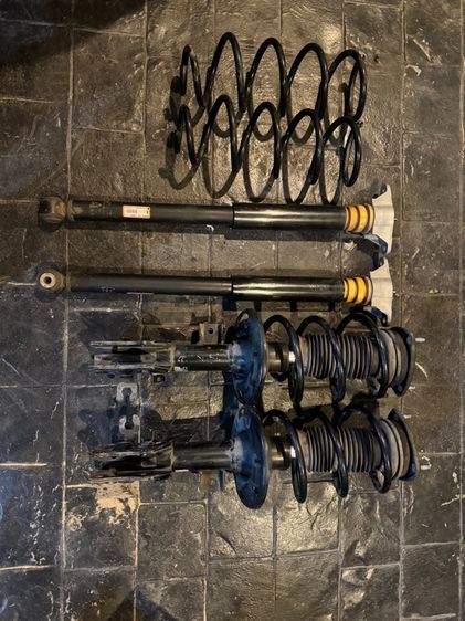 โช้ค Mazda3 sky 