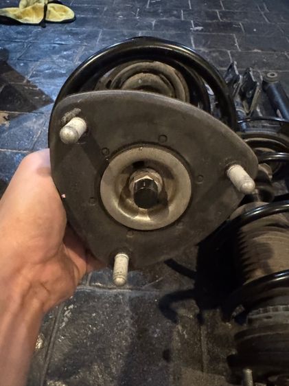 โช้ค Mazda3 sky  รูปที่ 7