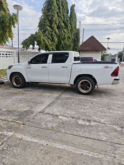 Toyota Hilux Revo 2022 2.4 Z Edition Mid Pickup ดีเซล ไม่ติดแก๊ส เกียร์อัตโนมัติ ขาว รูปที่ 2