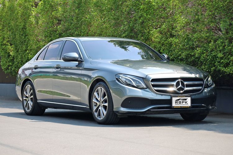 Mercedes-Benz E-Class 2017 E350 Sedan ปลั๊กอินไฮบริด (PHEV) ไม่ติดแก๊ส เกียร์อัตโนมัติ เทา รูปที่ 4