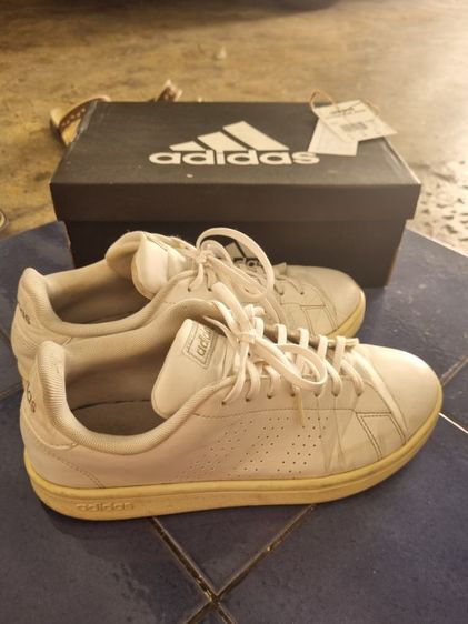 รองเท้า Adidas Advantage สีขาวไซส์ 39-40