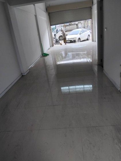 ขายด่วนอาคารพาณิช​ 3​ชั้นครึ่ง​ เสนาเวล่า​ คลอง1