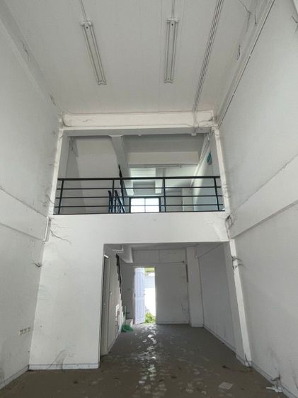 ใช่ ขายด่วนอาคารพาณิช​ 3​ชั้นครึ่ง​ เสนาเวล่า​ คลอง1 รูปที่ 4