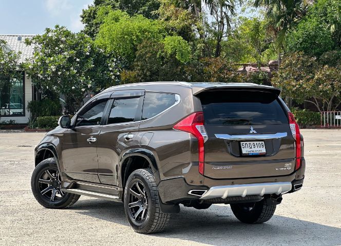 Mitsubishi Pajero Sport 2016 2.4 GT Premium 4WD Utility-car ดีเซล ไม่ติดแก๊ส เกียร์อัตโนมัติ น้ำตาล รูปที่ 2