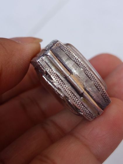 หลวงปู่ทวดเนื้อว่านตลับเงินแท้ รูปที่ 9