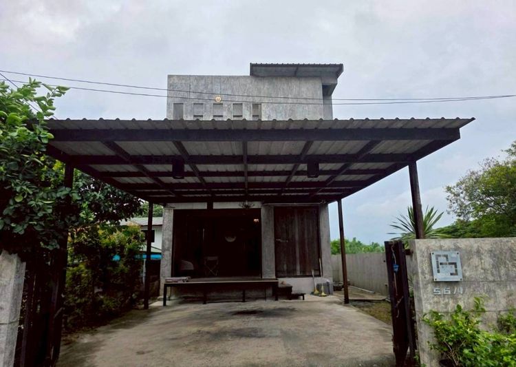 บ้านเดี่ยว 2 ชั้น ลอร์ฟสไตล์ 