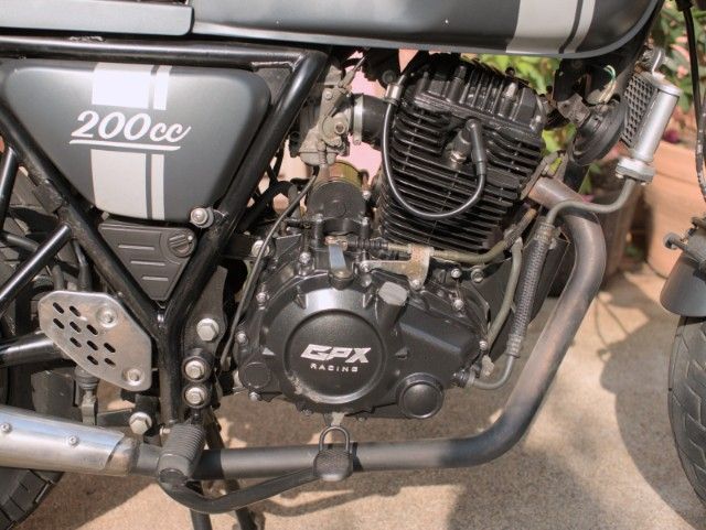 🔥 GPX Legend 200 ปี 2017  รูปที่ 2