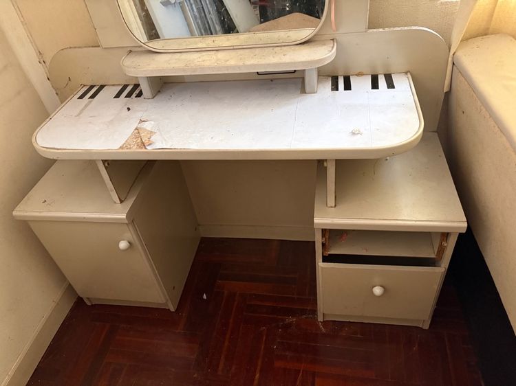 โต๊ะเครื่องสำอาง แข็งแรง รูปที่ 3