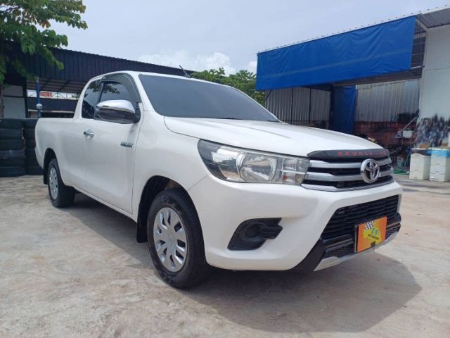 รถ Toyota Hilux Revo 2.4 J Plus สี ขาว