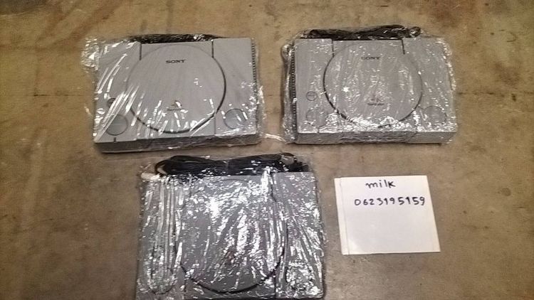 เครื่องเกม PlayStation 1 (PS1) 
รุ่น SCPH-7000 (Made in Japan) รูปที่ 2