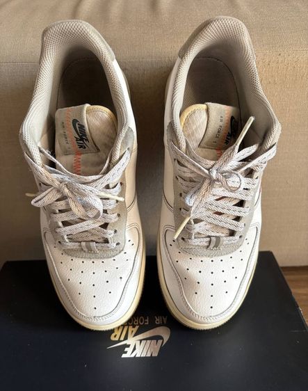 รองเท้าผ้าใบ หนังแท้ UK 7 | EU 40 2/3 | US 7.5 ขาว รองเท้า Nike