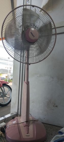 พัดลม Hatari 16 นิ้ว ปรับคอได้ เงียบ ลมแรง ใช้งานปกติ