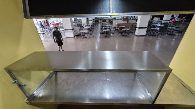 ตู้กระจกครอบข้าวแกง ขนาดความยาว1.80เมตร สูง0.60เมตร ลึก0.70เมตร รูปที่ 2