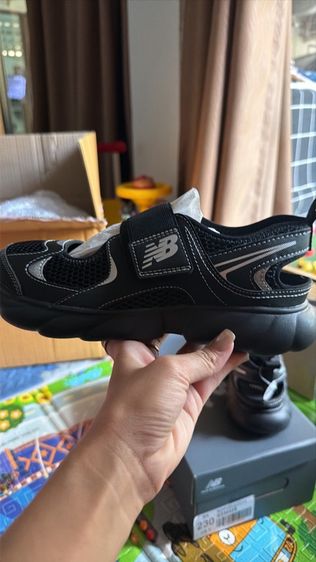 รองเท้าผ้าใบ ดำ ผ้าใบ UK 4 | EU 36 2/3 | US 5.5 new balance