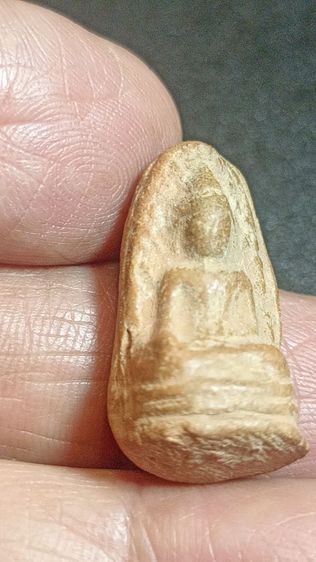 พระซุ้มกอพิมพ์พนมมือแถมพระรอด รูปที่ 9