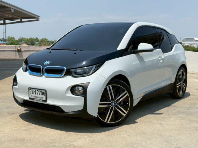 รถ BMW I3 s สี ขาว
